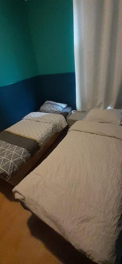 Charlotte, Not For Parties, Not A Hotel, Room With Shared Bathroom, No Kitchen 阿姆斯特丹 外观 照片