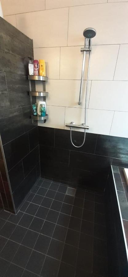Charlotte, Not For Parties, Not A Hotel, Room With Shared Bathroom, No Kitchen 阿姆斯特丹 外观 照片